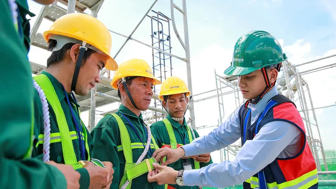 Khóa học huấn luyện Chứng chỉ An toàn Lao động theo quy định mới nhất toàn Quốc – 2024