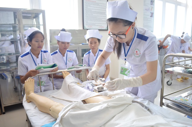 ngành điều dưỡng trình độ cao đẳng 