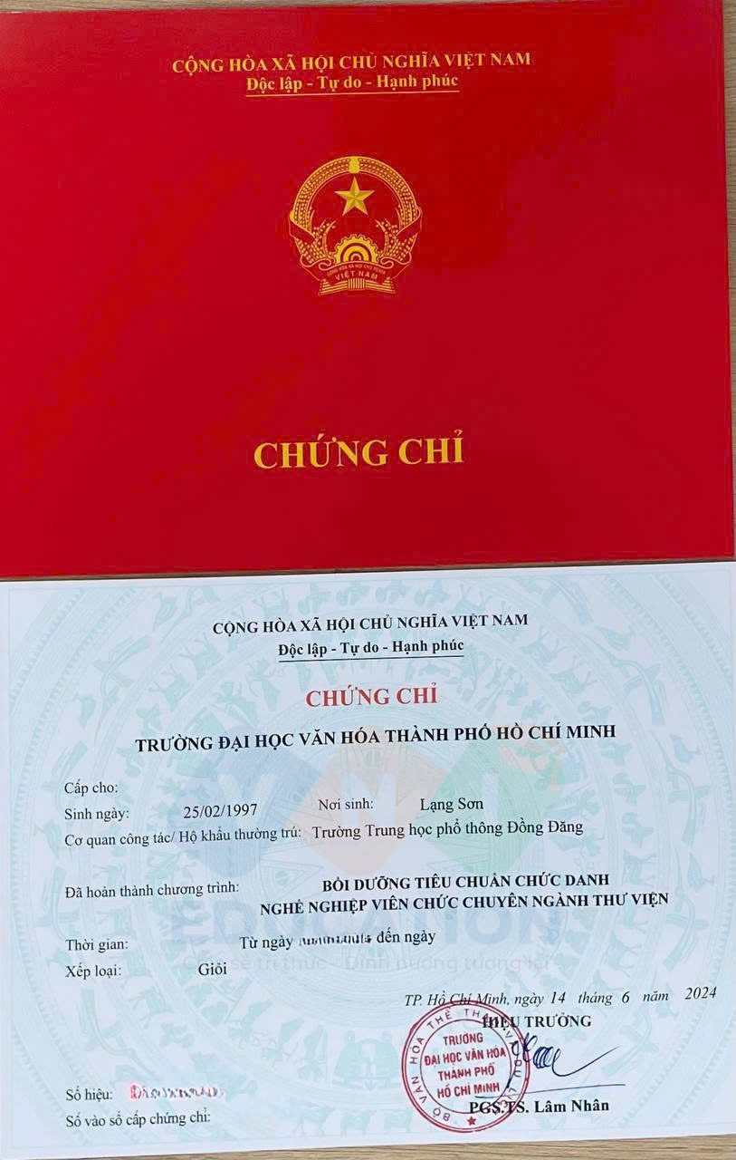 Bồi dưỡng chức danh nghề nghiệp thư viện